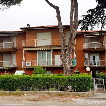 Apt. 7 - Villa Dei Pini Ameglia Eksteriør billede