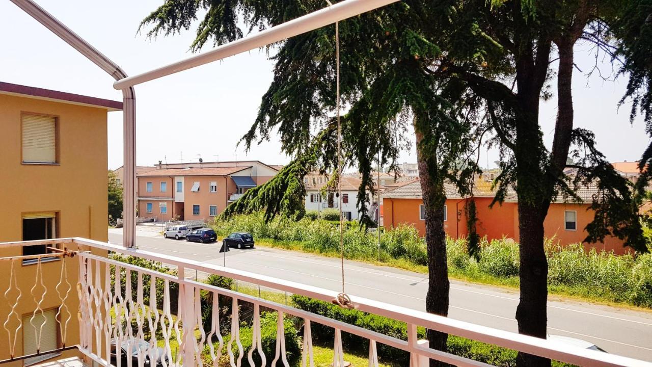 Apt. 7 - Villa Dei Pini Ameglia Eksteriør billede
