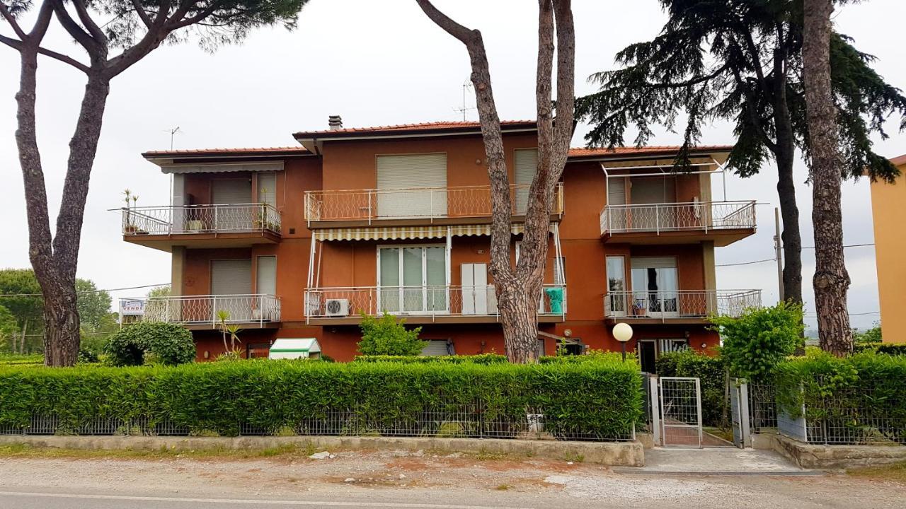 Apt. 7 - Villa Dei Pini Ameglia Eksteriør billede